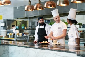 <p>Bu kurs grubu, size fırsatları belirlemek, yenilikçi çözümler geliştirmek ve zorluklarla güvenle başa çıkmak için gereken becerileri kazandırmak üzere tasarlanmıştır.</p>